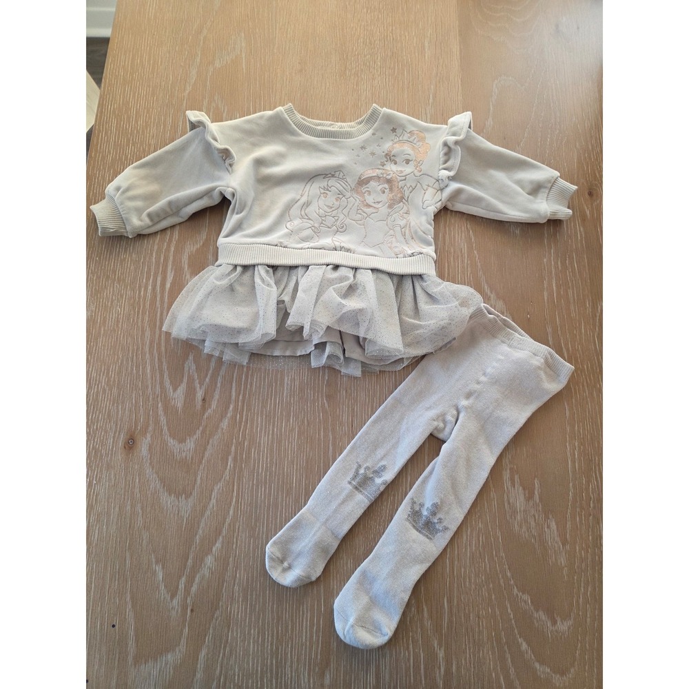 Disney baby girl outfit 3-6 mos